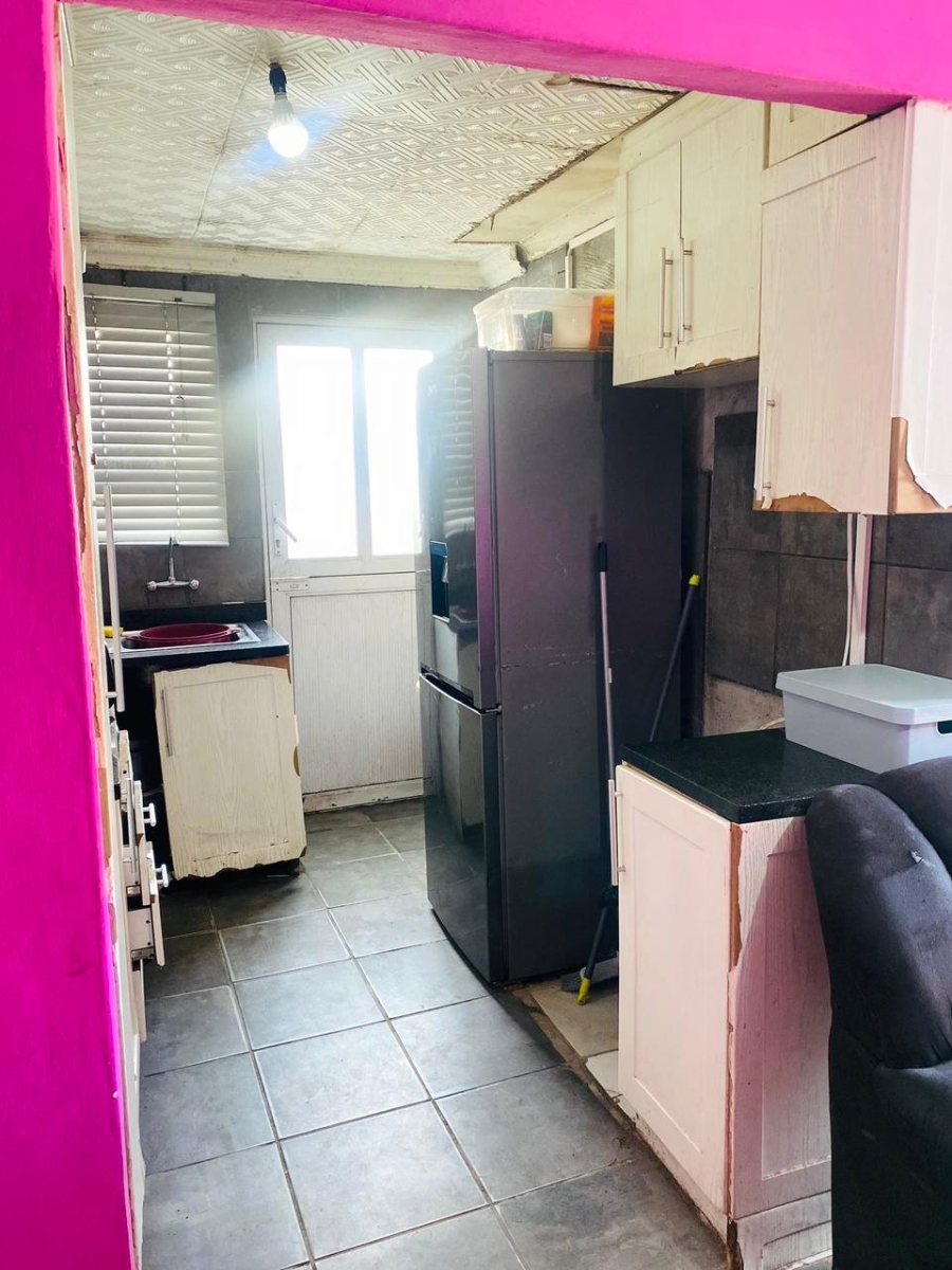 3 Bedroom Property for Sale in Mxolisi Phetani Western Cape